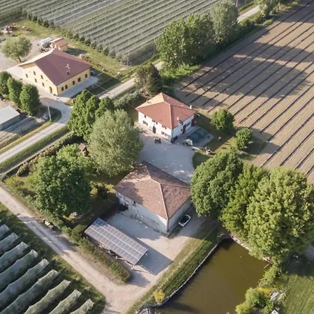 Il Bio Nonno Farm stay Cento (Emilia-Romagna)